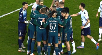 Mecz wielkiej walki w Zabrzu. Legia nie straciła punktów, ale dwa zęby i Josue już tak. Sędzia znowu odpocznie od sędziowania Wojskowym? (VIDEO)